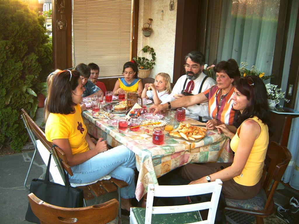 Ferienwohnung Gerti Kalt Lieserhofen ภายนอก รูปภาพ